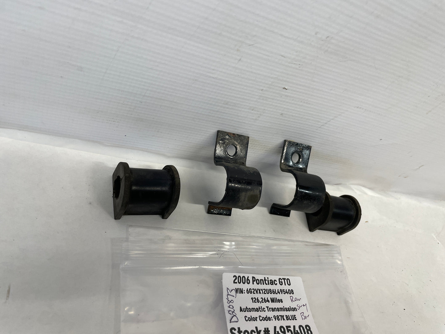 2006 Pontiac GTO Rear Sway Bar Brackets OEM - Day's Parts Yard