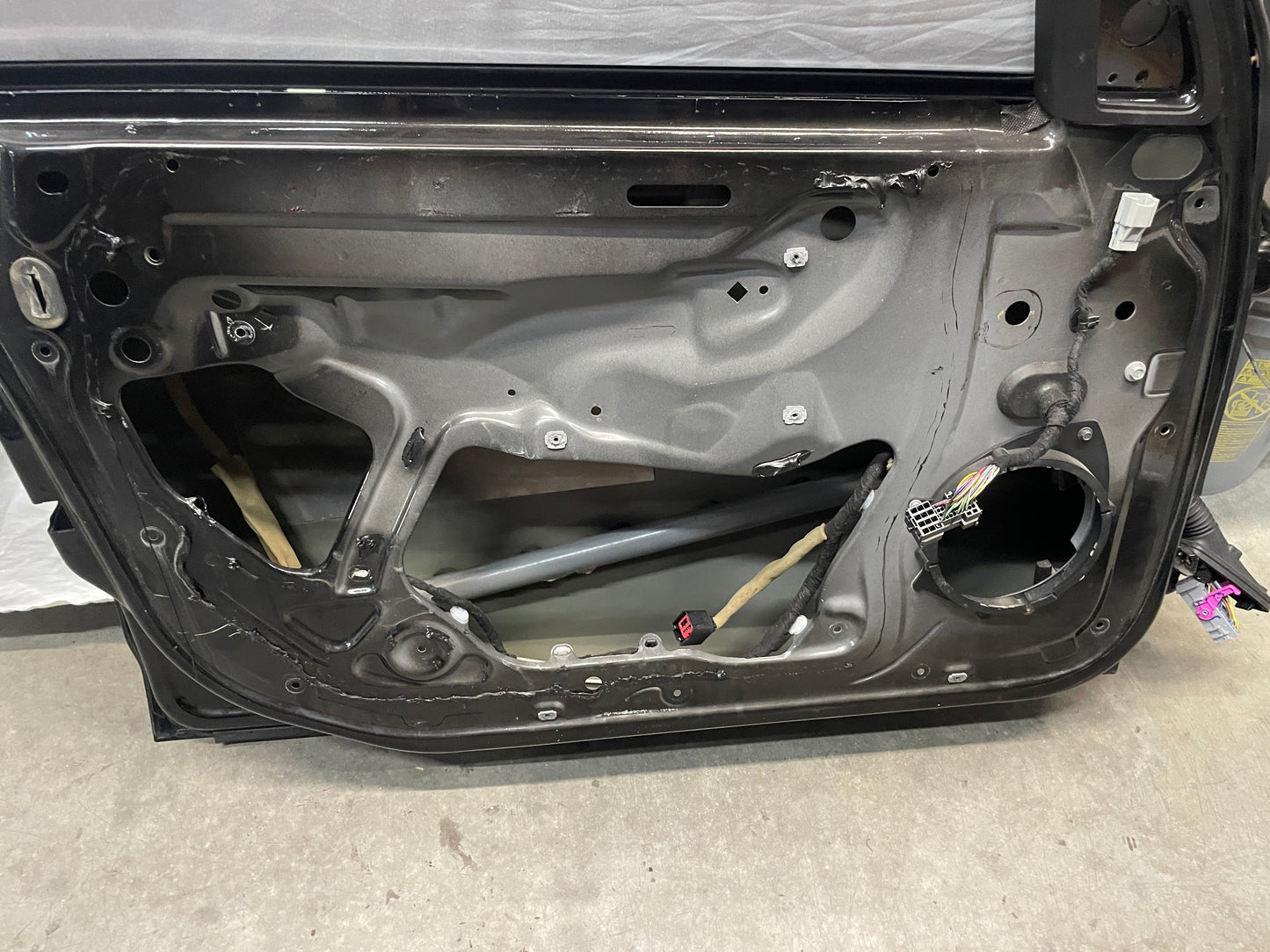 2014 Chevy SS Sedan LH Driver Front Exterior Door OEM