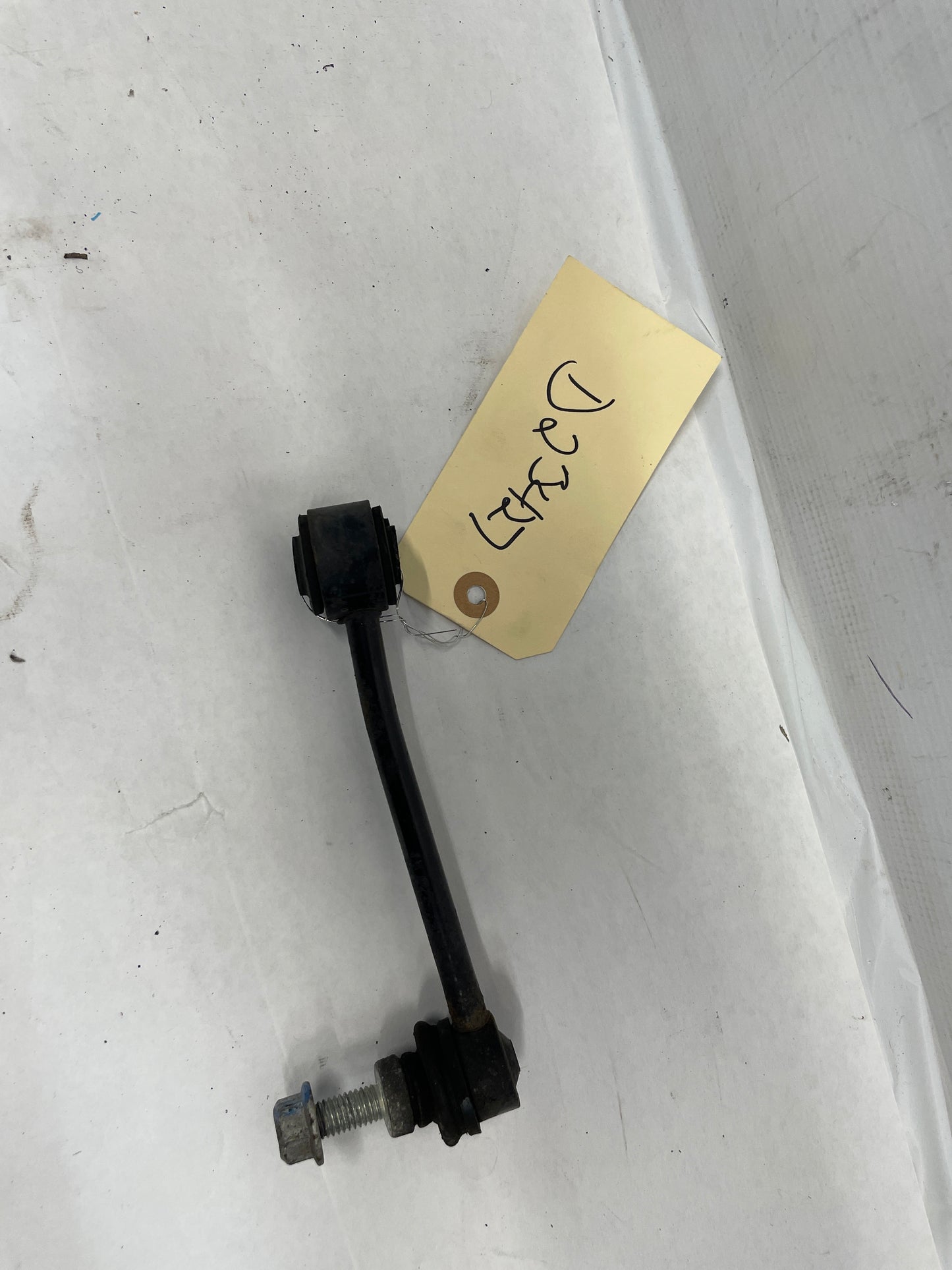 2016 Cadillac ATS-V Coupe LH Driver Rear Suspension Stabilizer Sway Bar End Link OEM - Day's Parts Yard