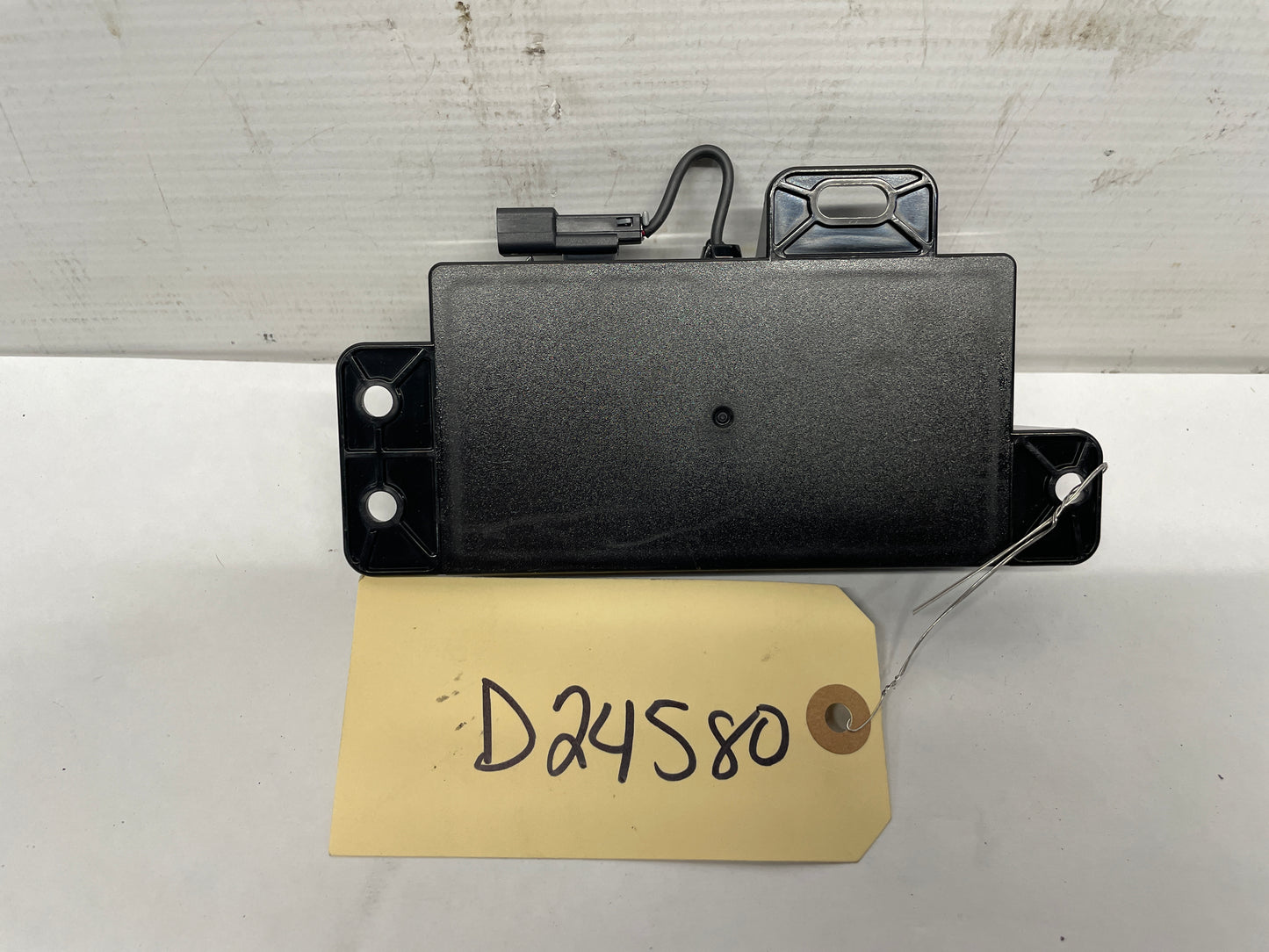 2016 Chevy SS Sedan OnStar Battery Backup Control Module OEM - Day's Parts Yard
