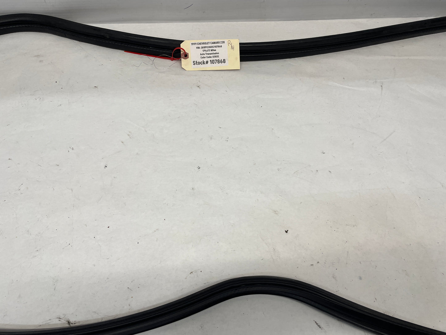 1999 Chevy Camaro Z28 RH Passenger Door T-Top Weather Strip Seal OEM - Day's Parts Yard