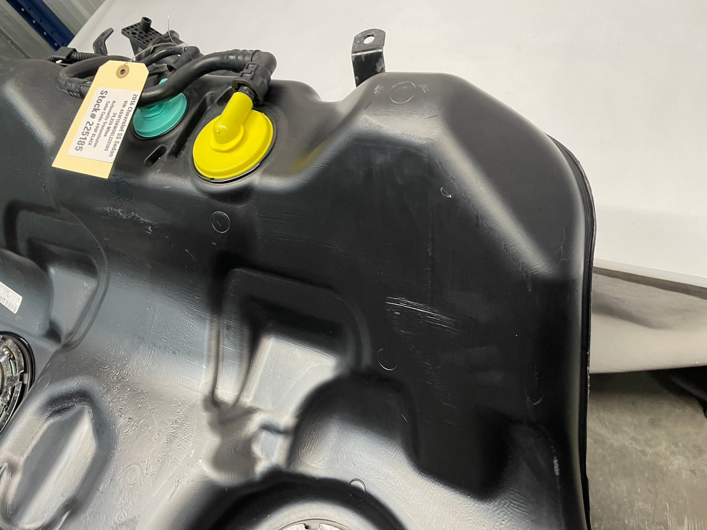 2016 Chevy SS Sedan Complete Fuel Gas Tank w/ Pumps OEM - Day's Parts Yard
