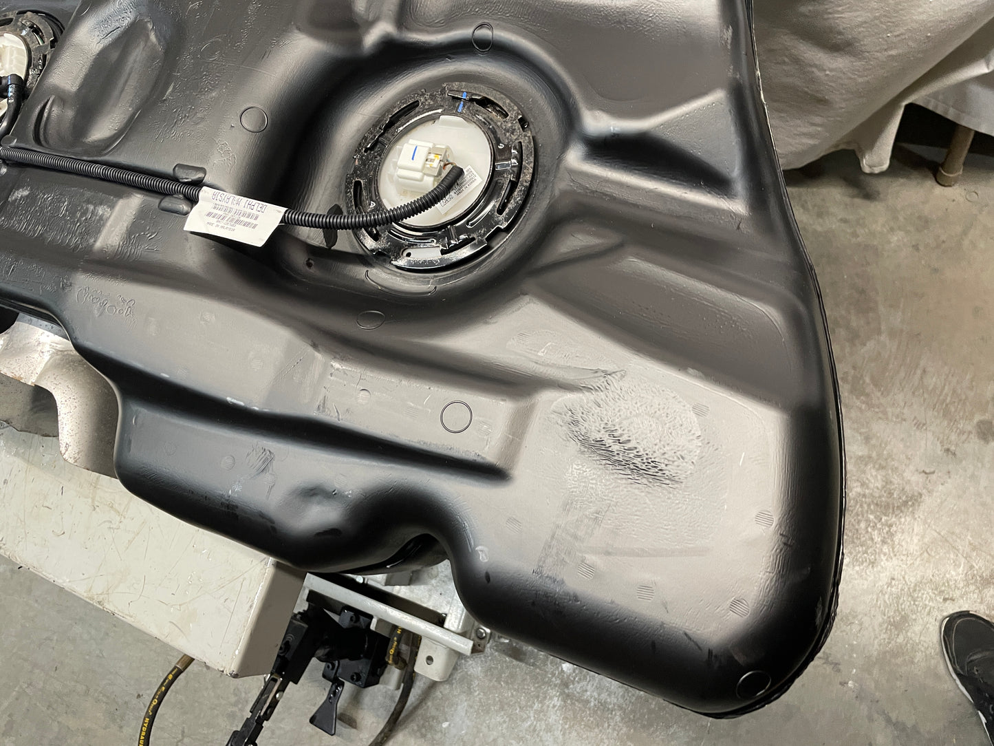 2016 Chevy SS Sedan Complete Fuel Gas Tank w/ Pumps OEM - Day's Parts Yard