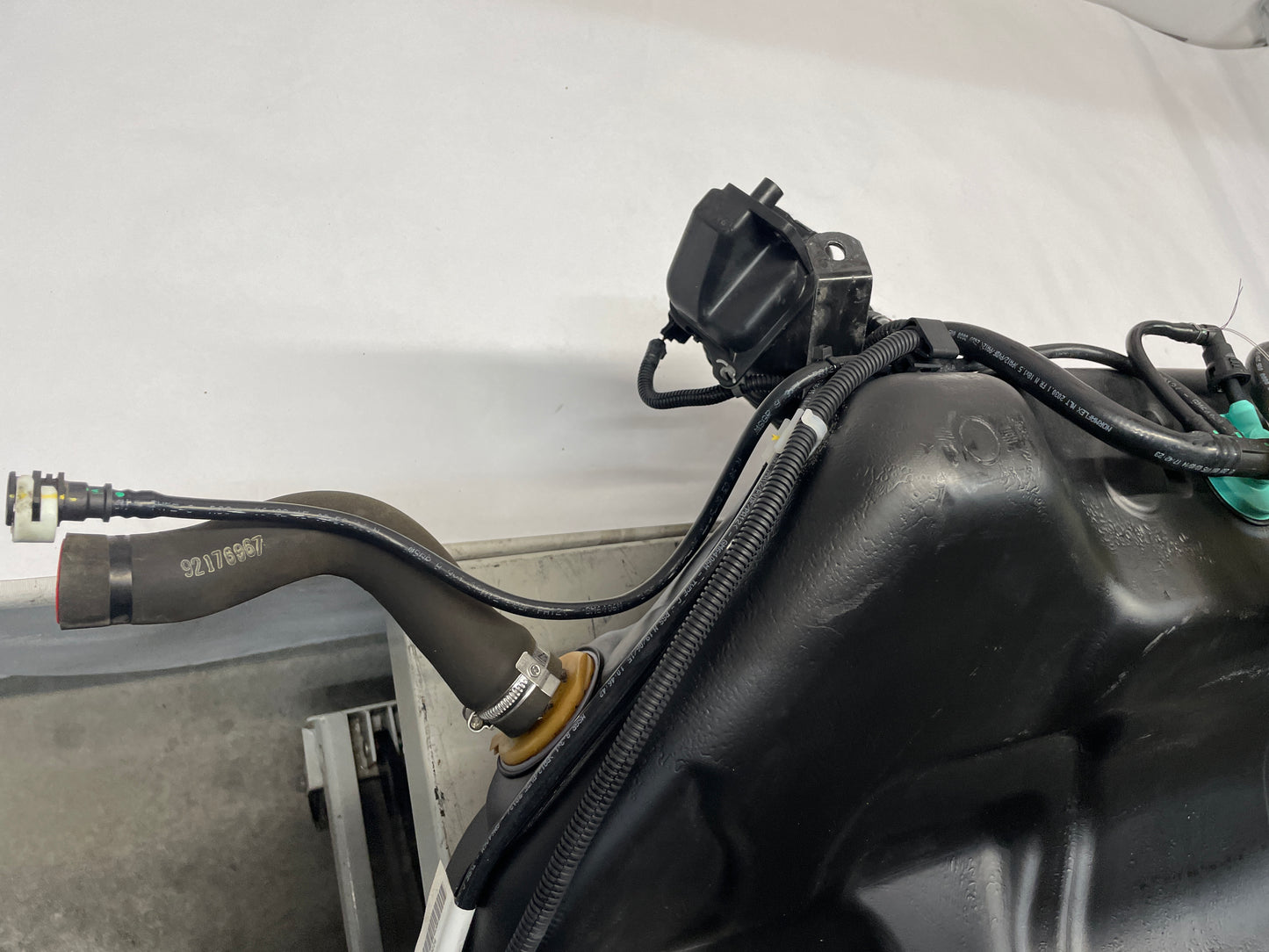 2016 Chevy SS Sedan Complete Fuel Gas Tank w/ Pumps OEM - Day's Parts Yard