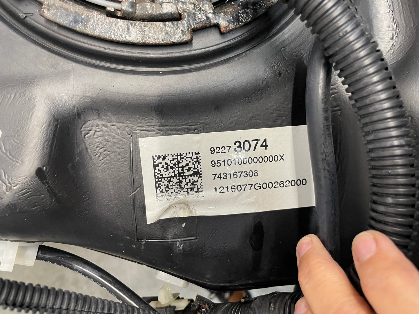 2016 Chevy SS Sedan Complete Fuel Gas Tank w/ Pumps OEM - Day's Parts Yard