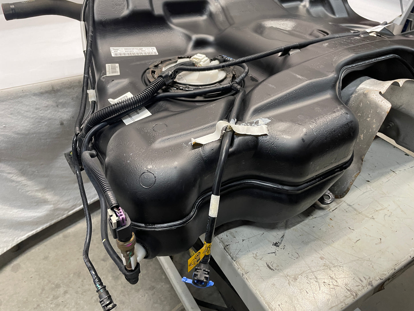 2016 Chevy SS Sedan Complete Fuel Gas Tank w/ Pumps OEM - Day's Parts Yard