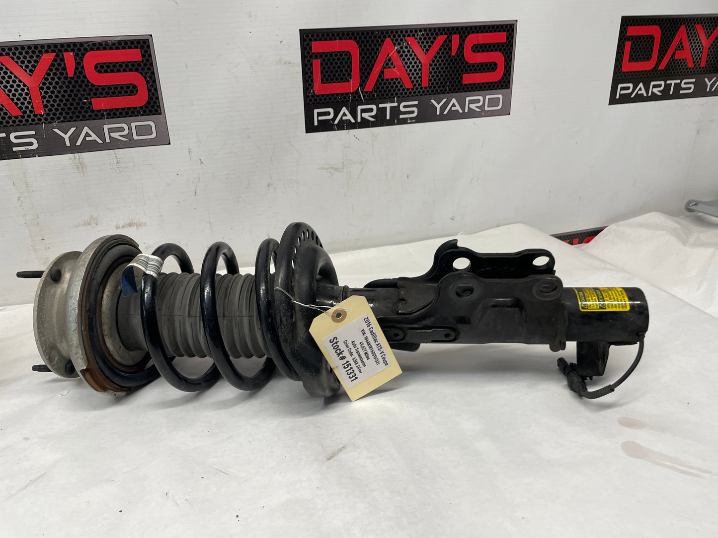 2016 Cadillac ATS-V Coupe Front Magnetic Ride Strut Assembly RH & LH OEM - Day's Parts Yard