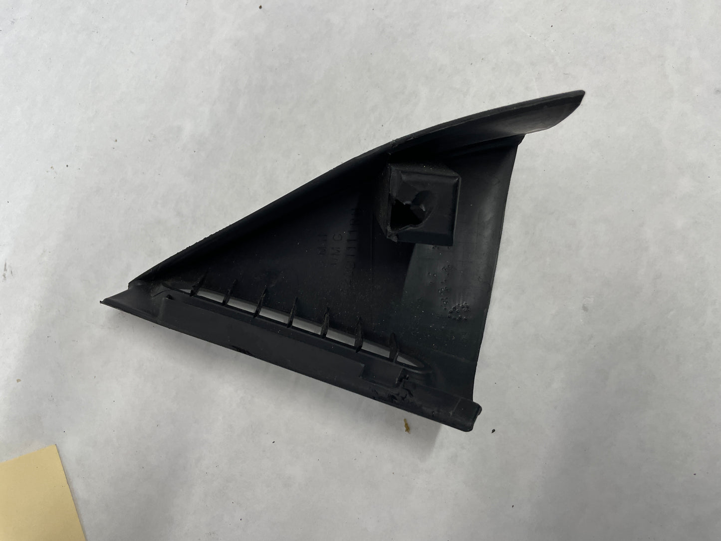 2005 Pontiac GTO RH Passenger Defrost Trim Door Vent Triangle OEM - Day's Parts Yard