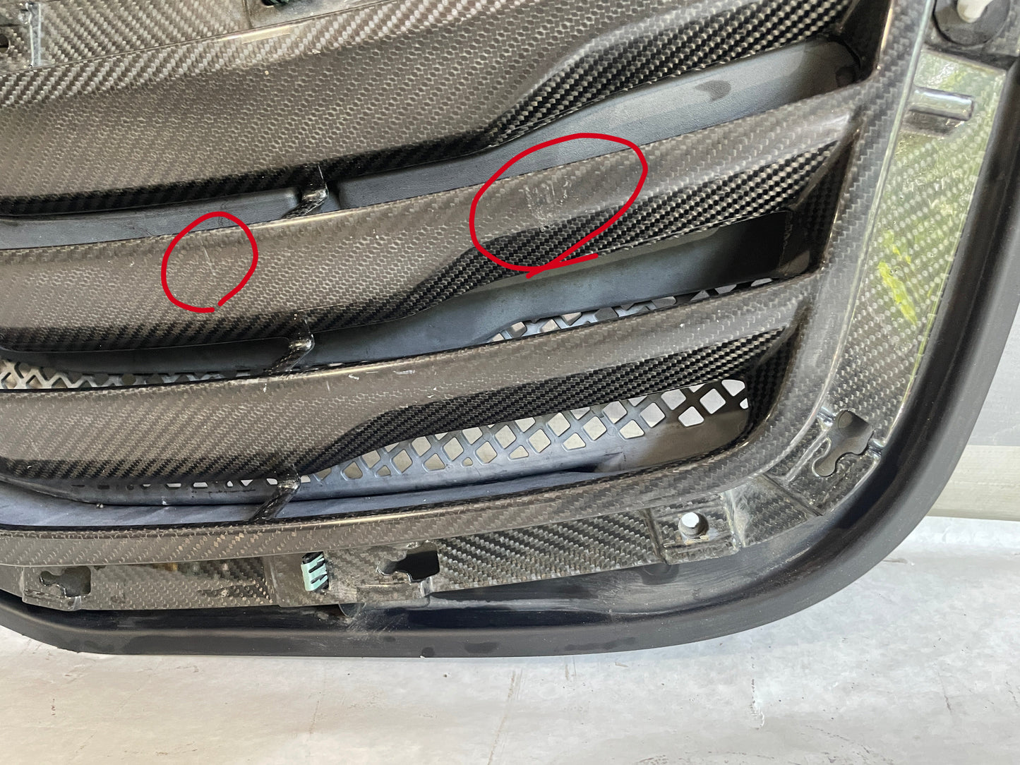 2018 Cadillac CTS-V Carbon Fiber Hood Vent Insert OEM - Day's Parts Yard