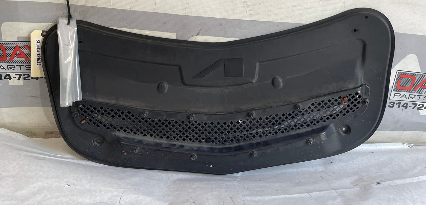 2018 Cadillac CTS-V Carbon Fiber Hood Vent Insert OEM - Day's Parts Yard