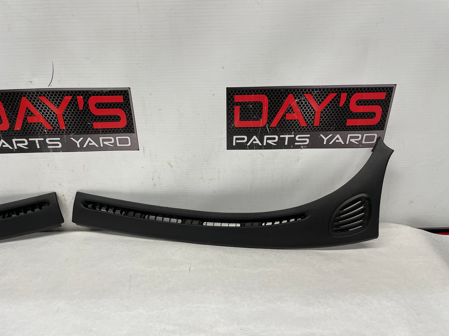 2005 Pontiac GTO Windshield Dash Cowl Defrost Panels Vent Trim Pair OEM - Day's Parts Yard