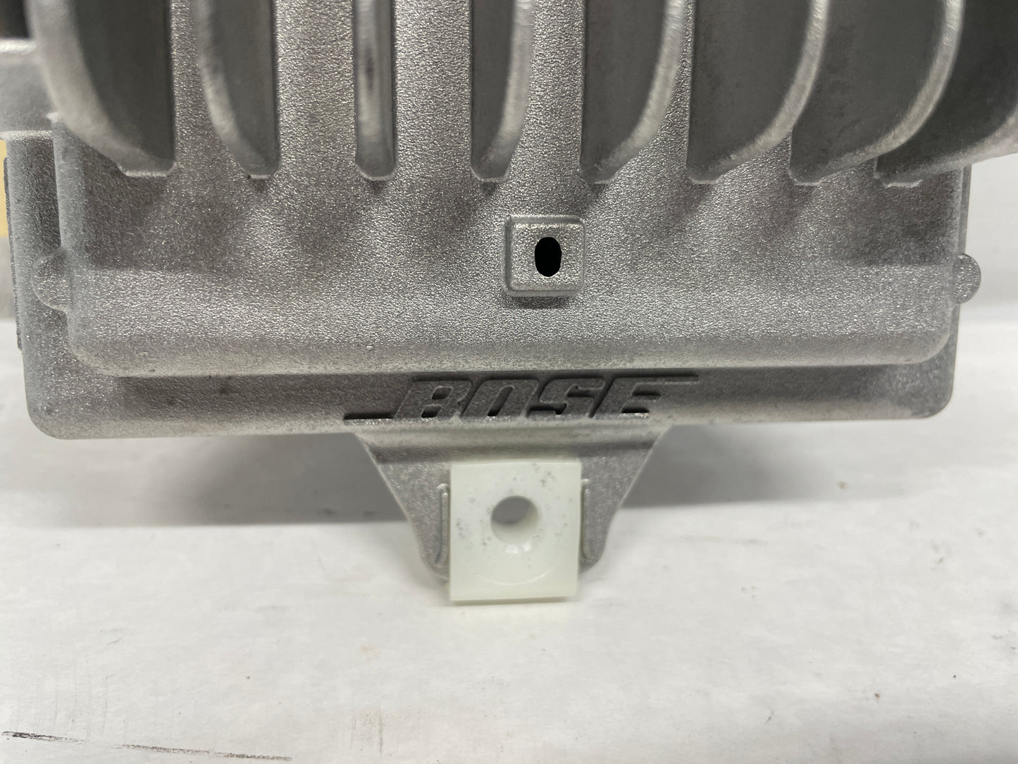 2014 Chevy SS Sedan Bose Stereo Radio Amplifier OEM