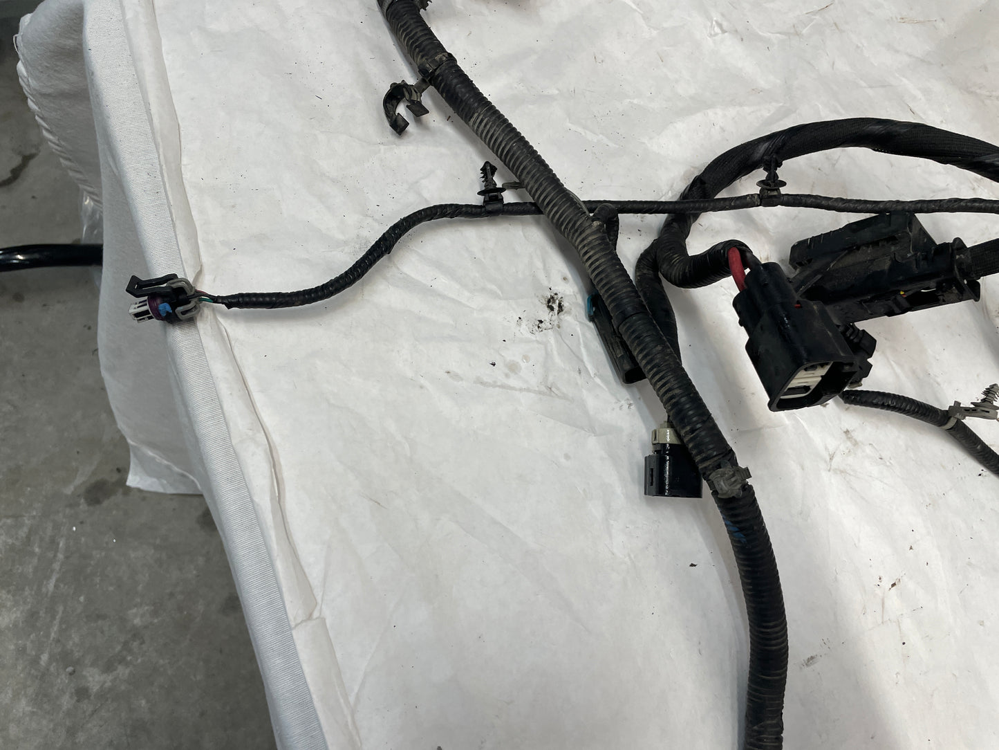 2016 Cadillac ATS-V Coupe Engine Motor Auto Transmission Wire Wiring Harness OEM - Day's Parts Yard
