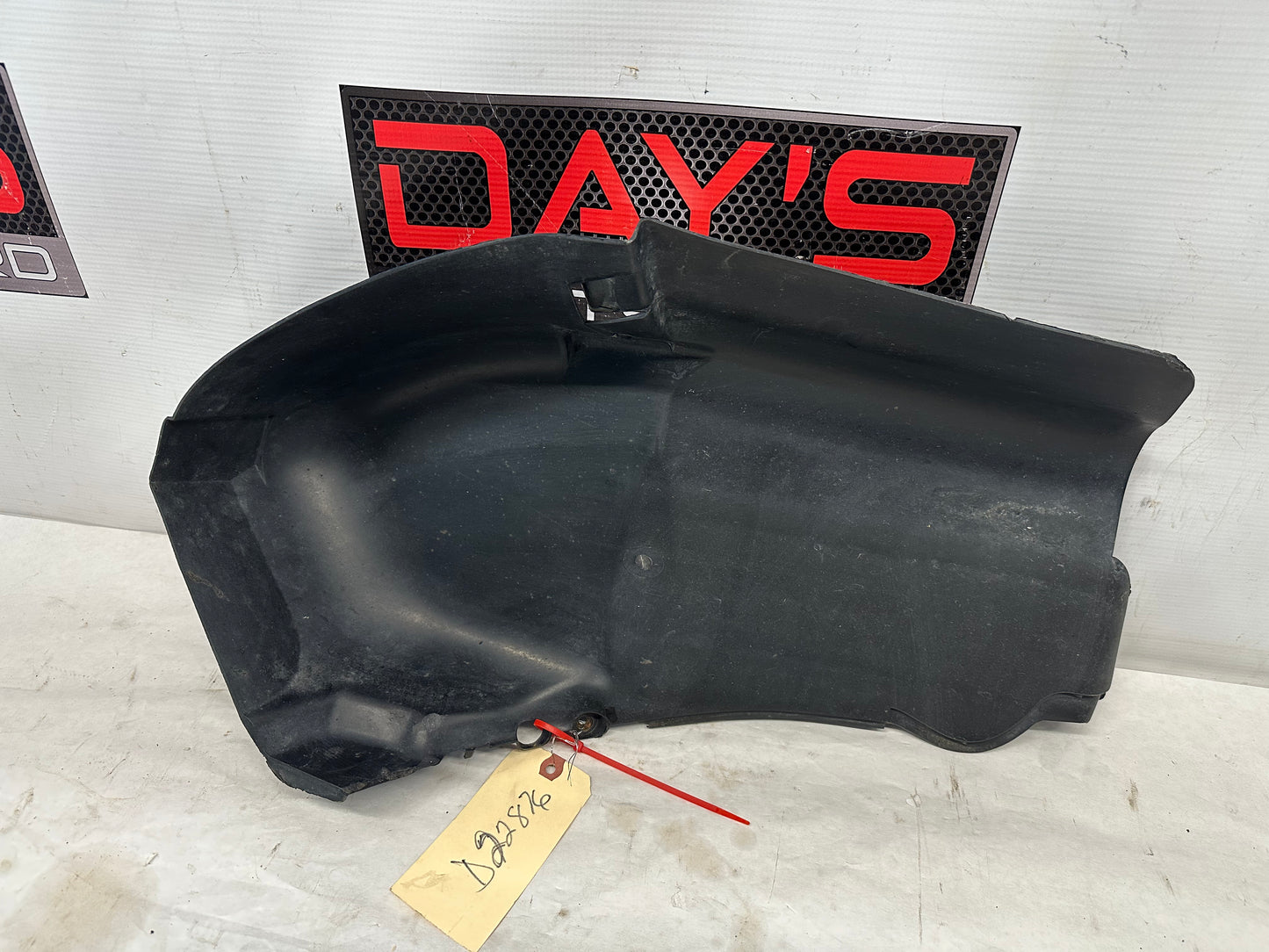 2006 Pontiac GTO RH Passenger Rear Wheel Fender Liner OEM - Day's Parts Yard