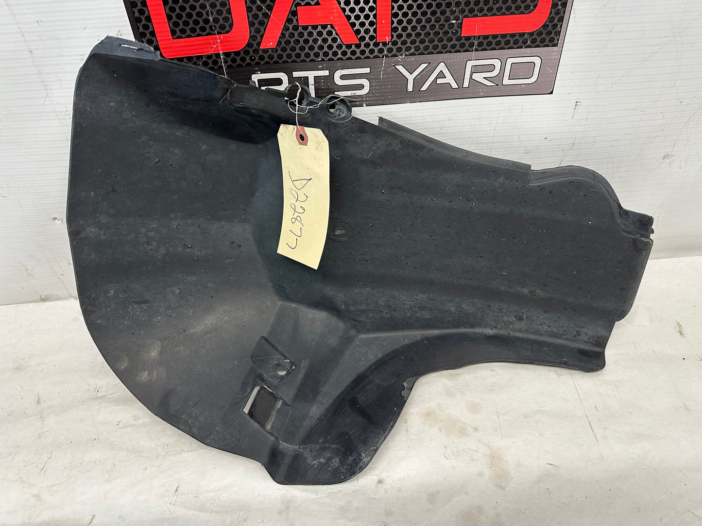 2006 Pontiac GTO LH Driver Rear Wheel Well Fender Liner OEM - Day's Parts Yard
