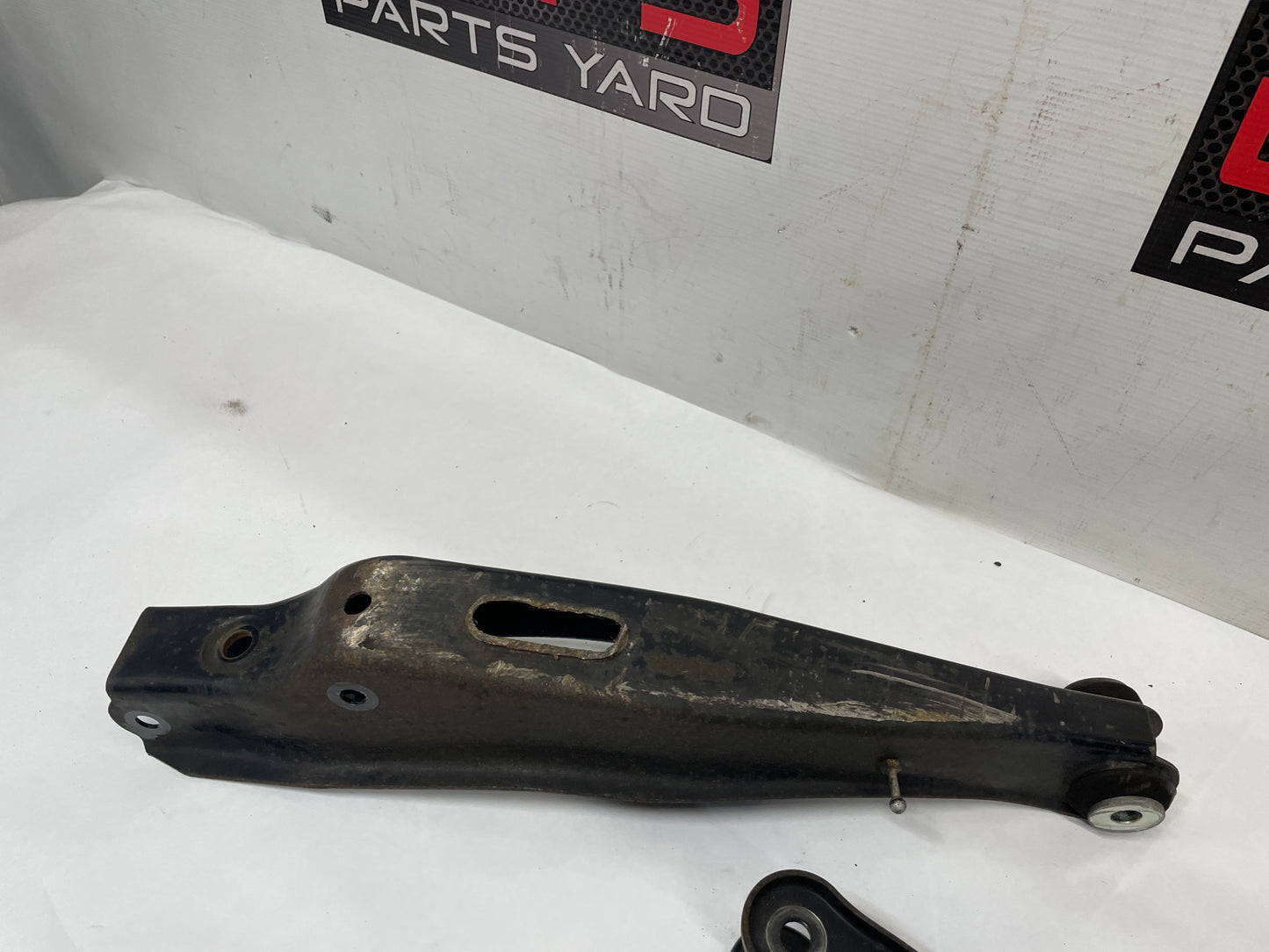 2016 Chevy SS Sedan LH Driver Rear Suspension Control Trailing Arms Links Set OEM - Day's Parts Yard