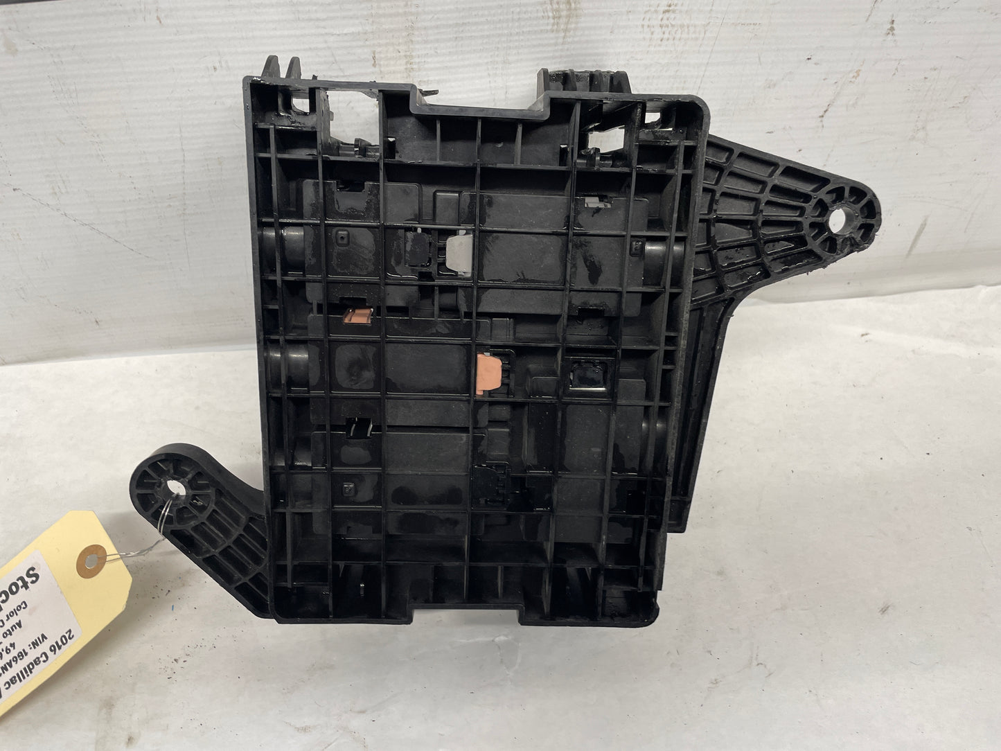 2016 Cadillac ATS-V Coupe Fuse Panel Junction Retainer Block Bracket OEM - Day's Parts Yard