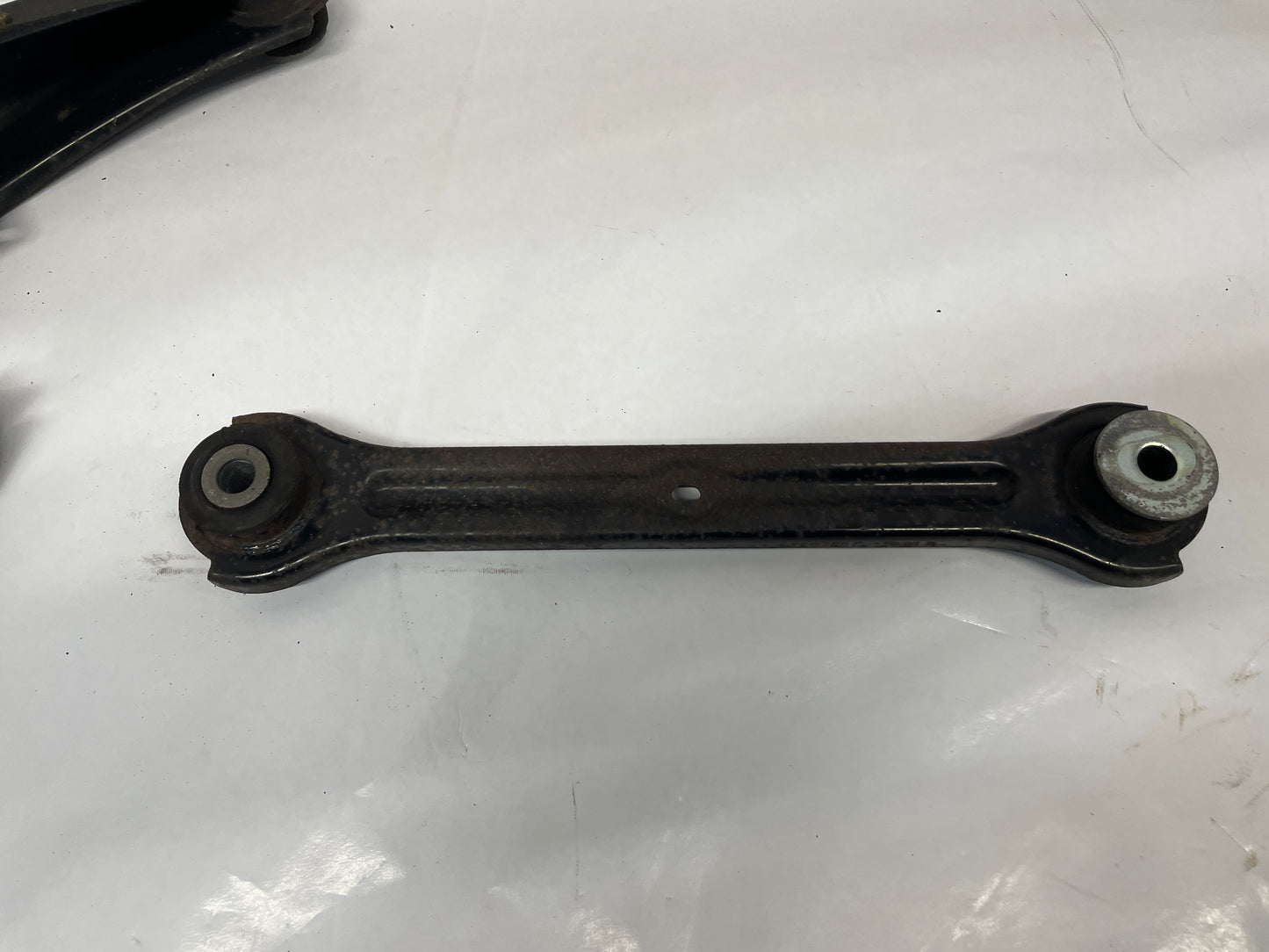 2016 Chevy SS Sedan LH Driver Rear Suspension Control Trailing Arms Links Set OEM - Day's Parts Yard