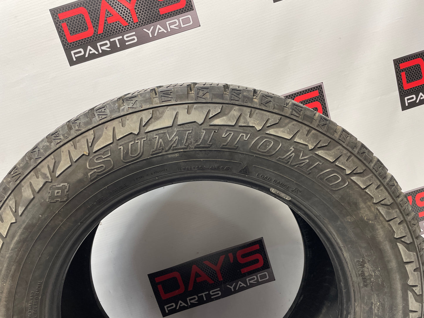Sumitomo Encounter A/T LT285/60R20 Tire - Day's Parts Yard