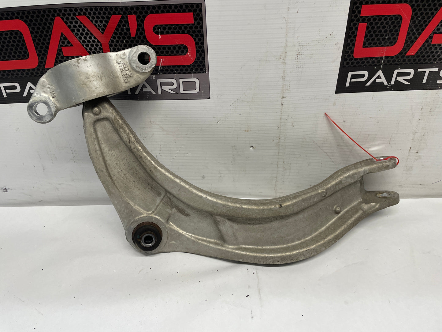 2016 Chevy SS Sedan RH Passenger Rear Suspension Control Trailing Arm Set OEM - Day's Parts Yard