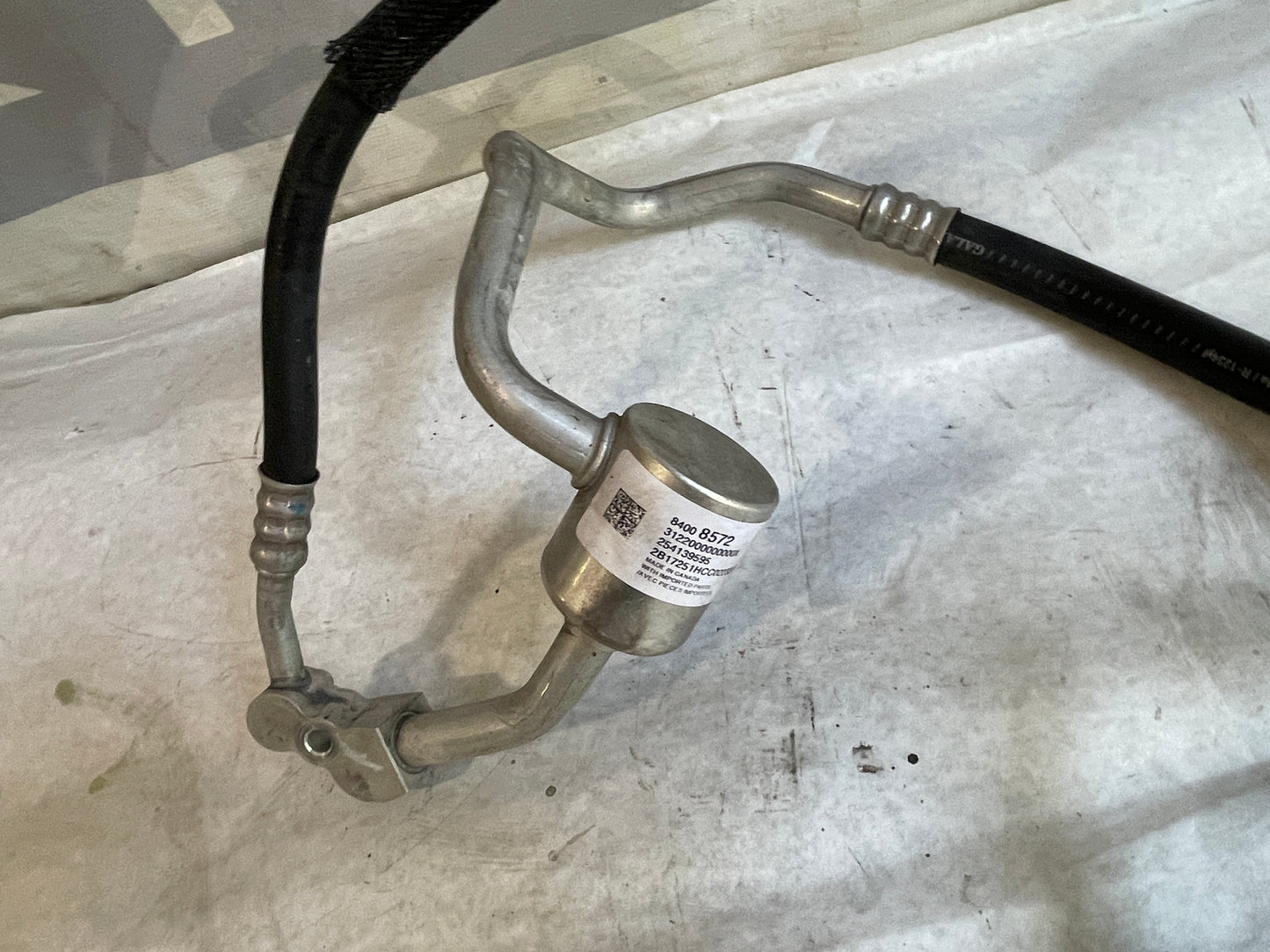2018 Cadillac CTS- Conditioner AC A/C Line Hose OEM - Day's Parts Yard