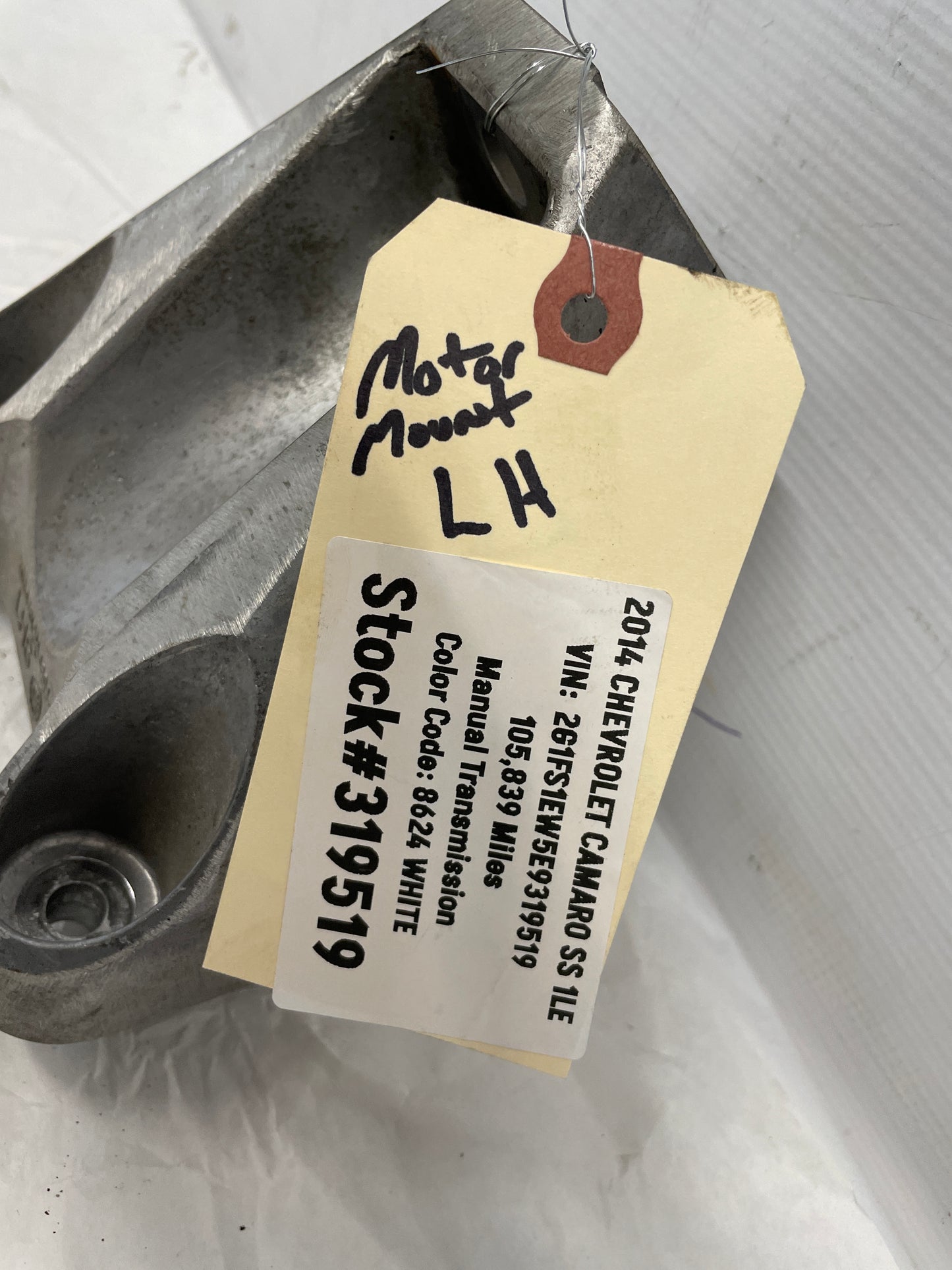 2014 Chevy Camaro SS 1LE LH Driver Engine Motor Mount Stand Bracket OEM - Day's Parts Yard
