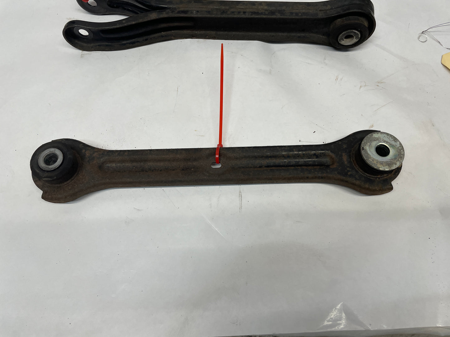 2016 Chevy SS Sedan RH Passenger Rear Suspension Control Trailing Arm Set OEM - Day's Parts Yard