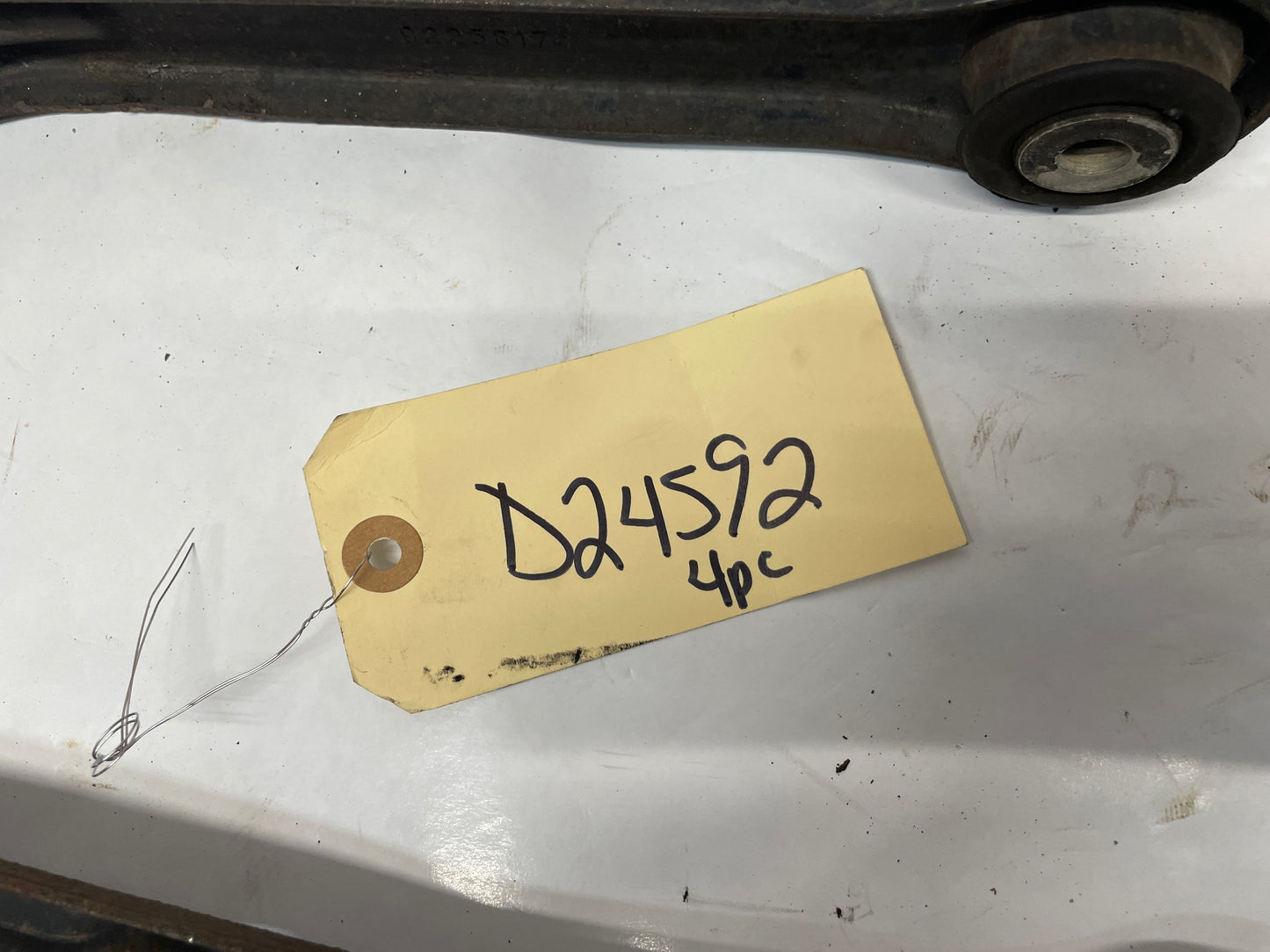 2016 Chevy SS Sedan RH Passenger Rear Suspension Control Trailing Arm Set OEM - Day's Parts Yard