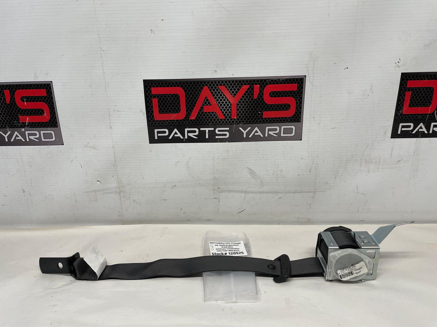 2011 Cadillac CTS-V Coupe LH Driver Rear Seat Belt Seatbelt Retractor OEM - Day's Parts Yard