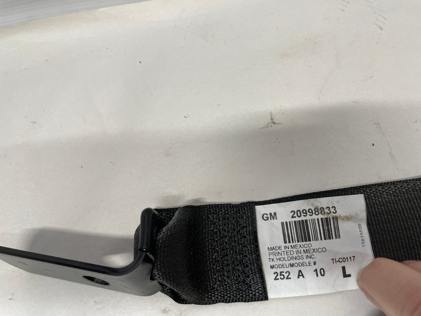 2011 Cadillac CTS-V Coupe LH Driver Rear Seat Belt Seatbelt Retractor OEM - Day's Parts Yard