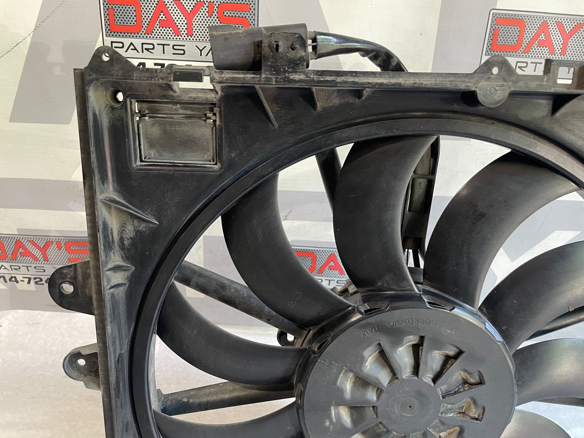 2018 Cadillac CTS-V Radiator Cooling Fan Assembly OEM - Day's Parts Yard