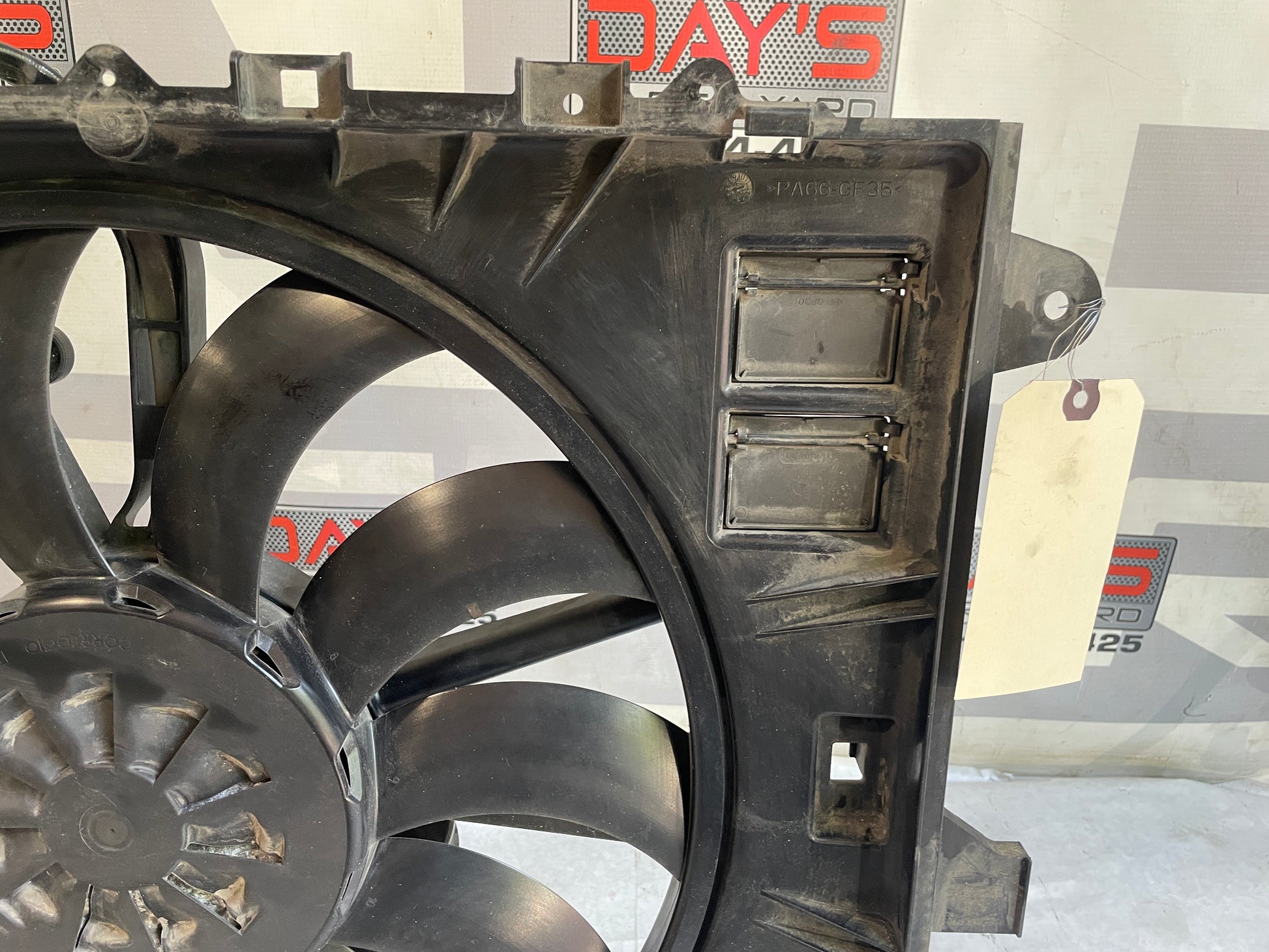 2018 Cadillac CTS-V Radiator Cooling Fan Assembly OEM - Day's Parts Yard