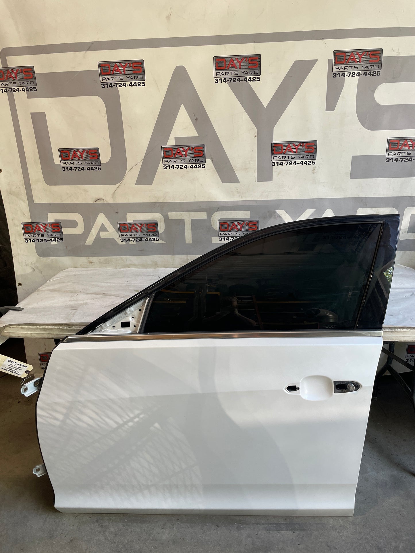 2018 Cadillac CTS-V Front LH Driver Door OEM - Day's Parts Yard