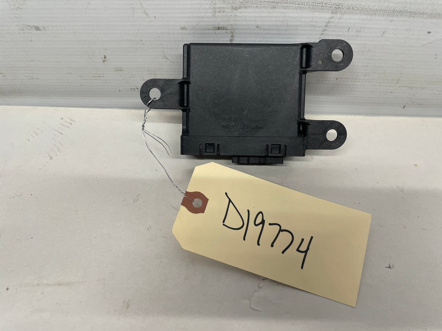2011 Cadillac CTS-V Coupe Parking Assist Control Module OEM - Day's Parts Yard
