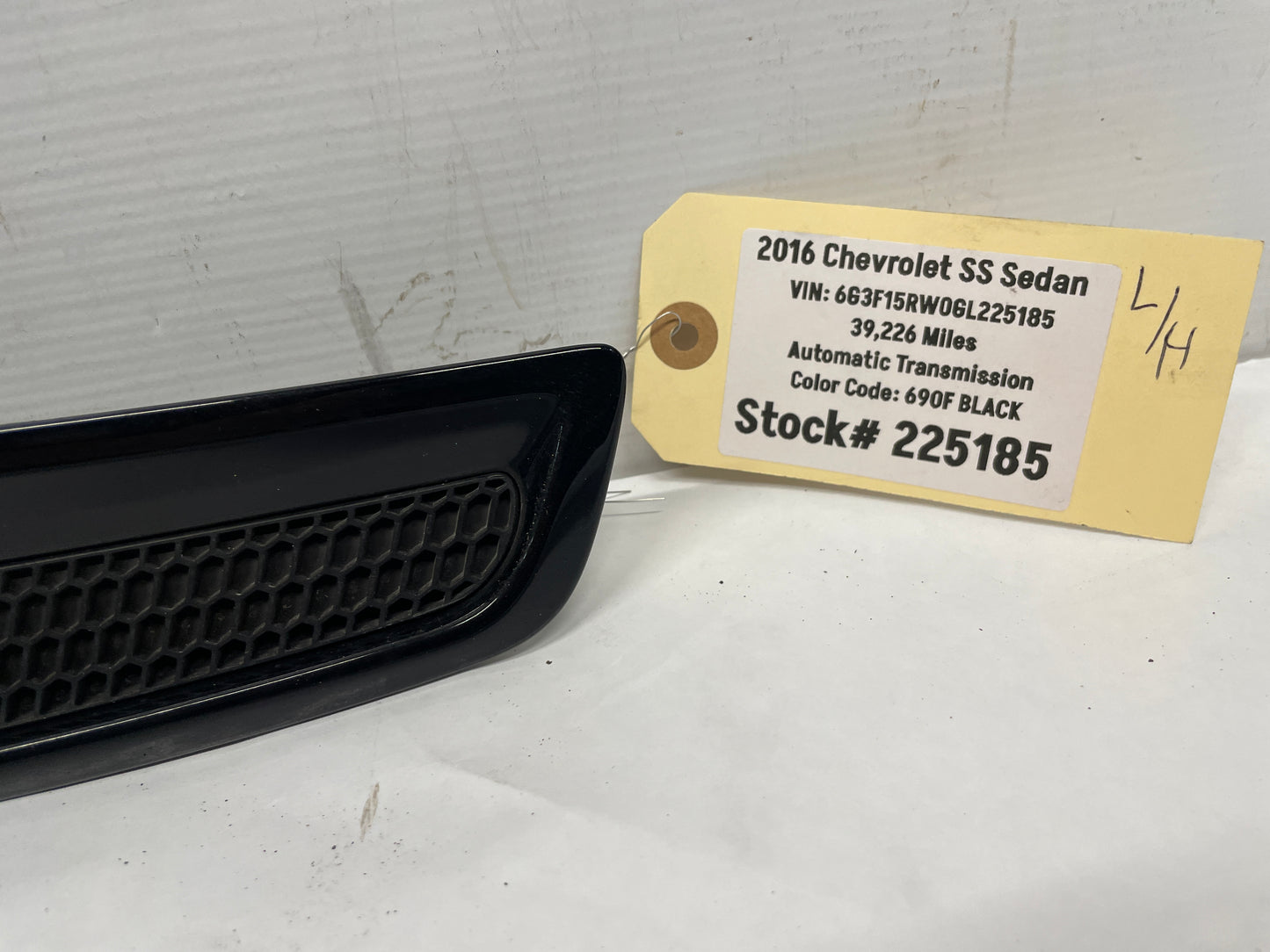 2016 Chevy SS Sedan RH & LH Fender Marker Lights Tail Lamp OEM BLACK - Day's Parts Yard