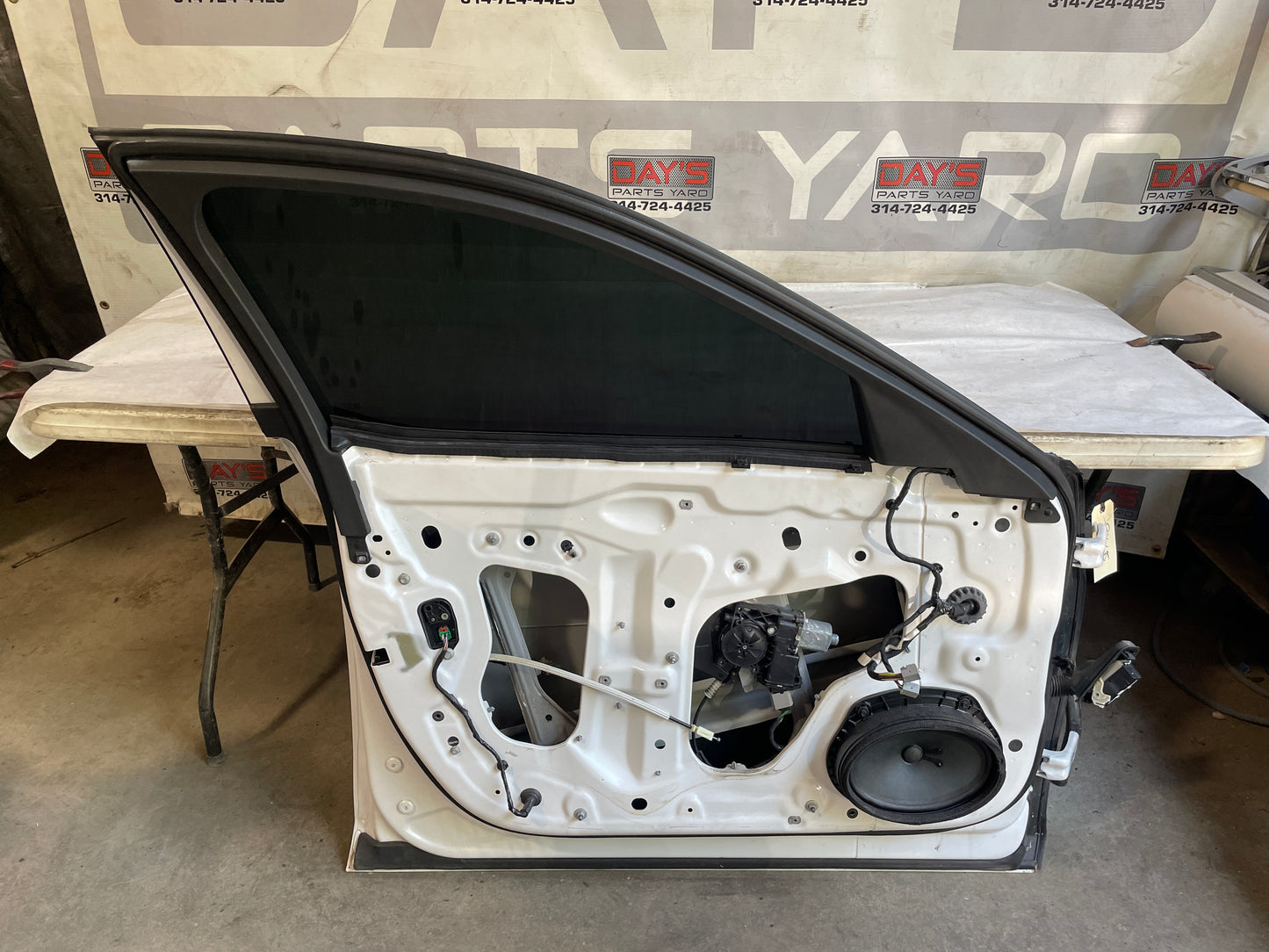 2018 Cadillac CTS-V Front LH Driver Door OEM - Day's Parts Yard