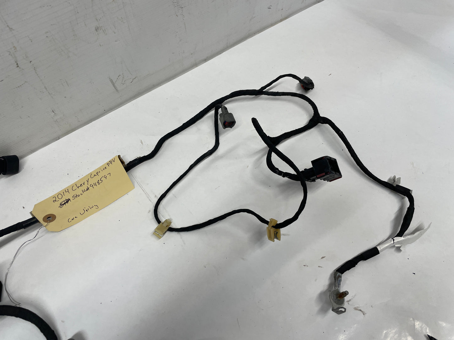 2014 Chevy Caprice PPV Radiator Core Support Headlight Lamp Wiring Wire Harness OEM - Day's Parts Yard