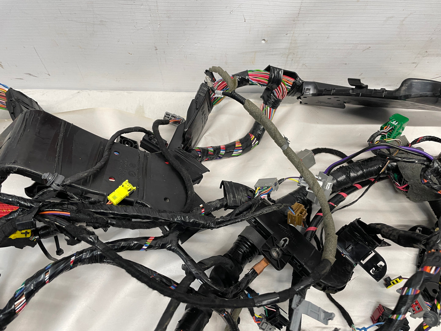 2011 Cadillac CTS-V Coupe Body Wire Wiring Harness OEM - Day's Parts Yard