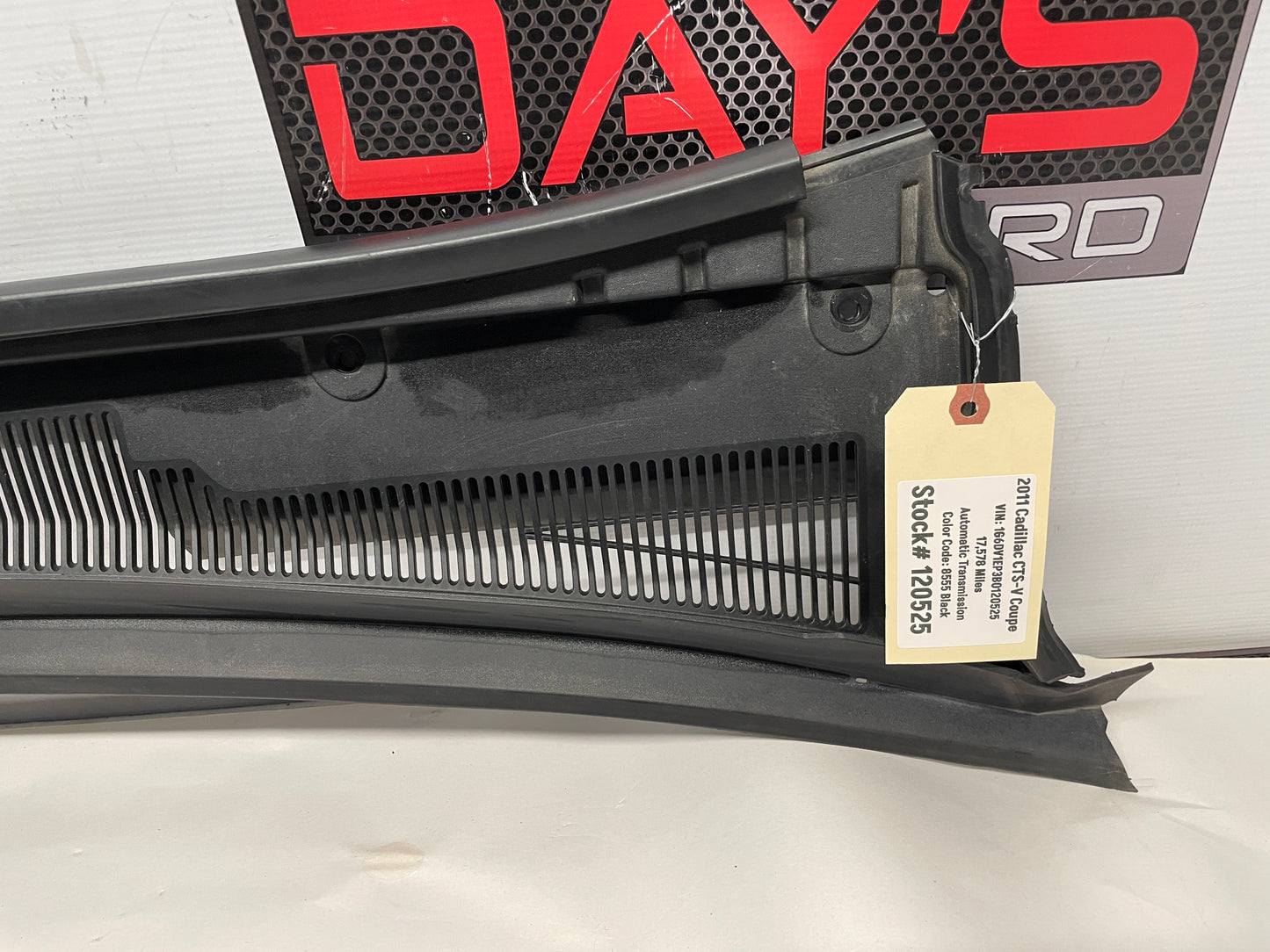 2011 Cadillac CTS-V Coupe Windshield Wiper Cowl Grill Cover OEM - Day's Parts Yard
