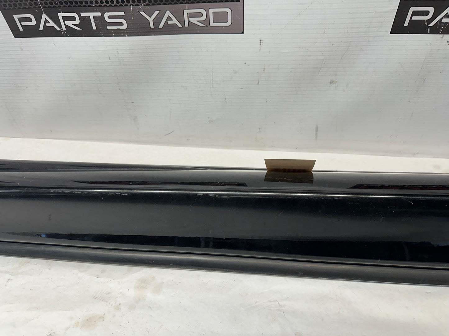 2006 Pontiac GTO LH Driver Rocker Molding Side Skirt Black OEM - Day's Parts Yard