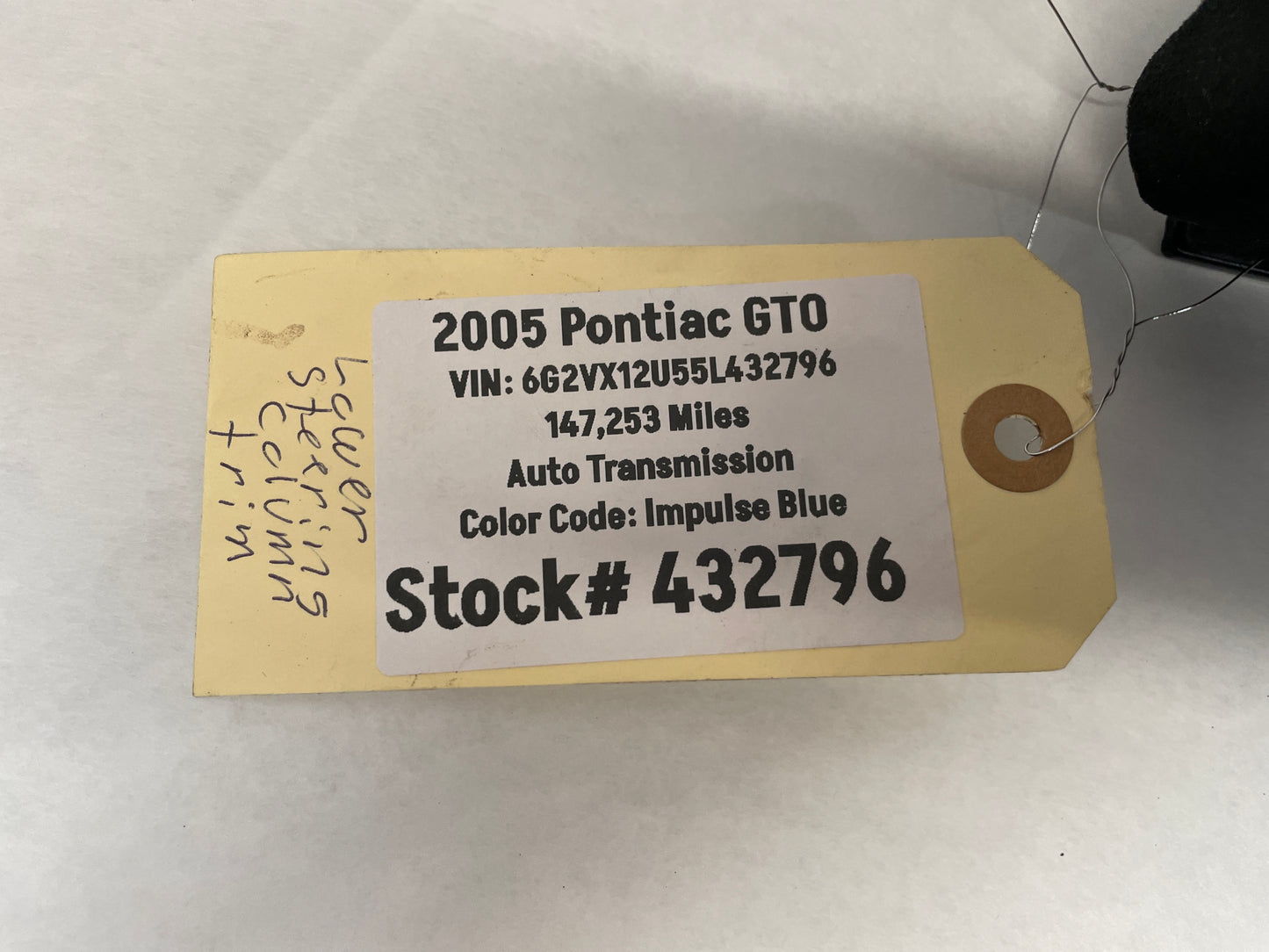 2005 Pontiac GTO Black Knee Bolster Fuse Cover Dash Panel OEM - Day's Parts Yard