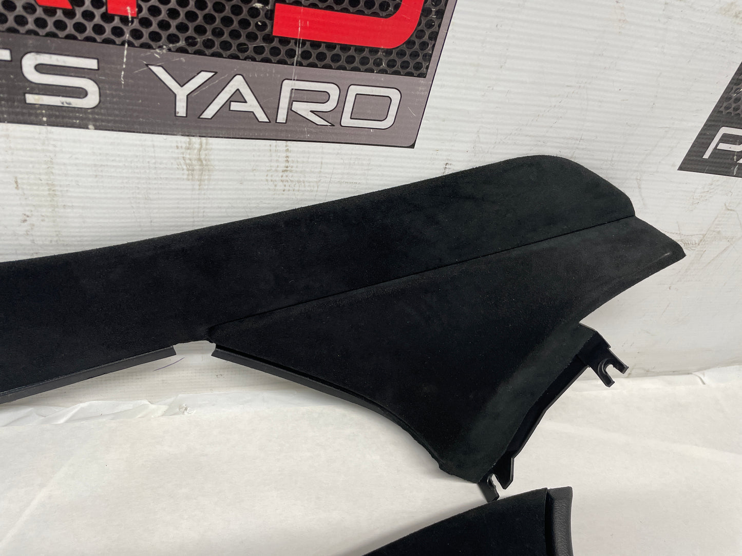 2005 Pontiac GTO RH & LH Console Interior Black Suede Trim Panels OEM - Day's Parts Yard