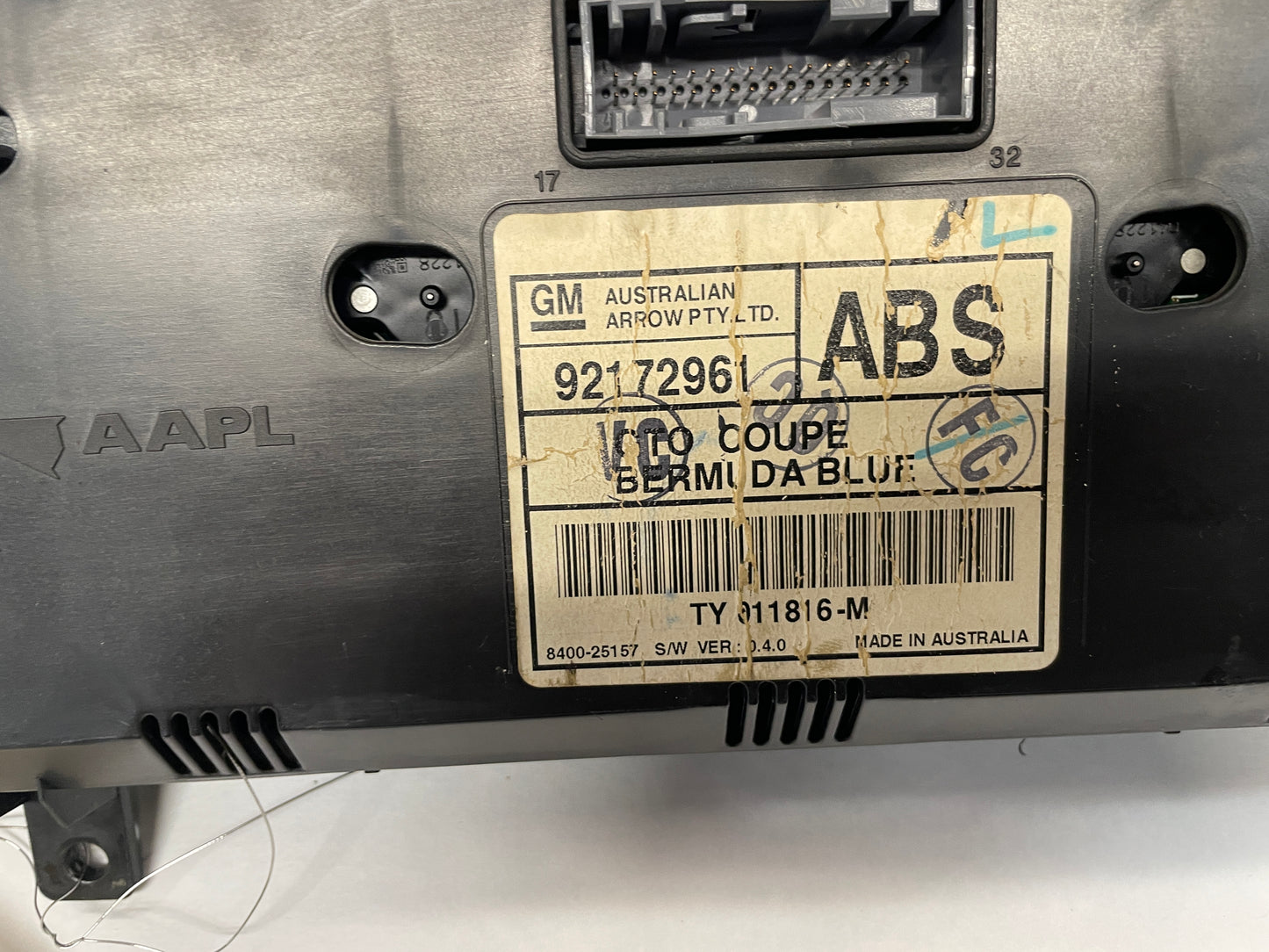 2005 Pontiac GTO Gauge Cluster Speedometer Blue OEM - Day's Parts Yard