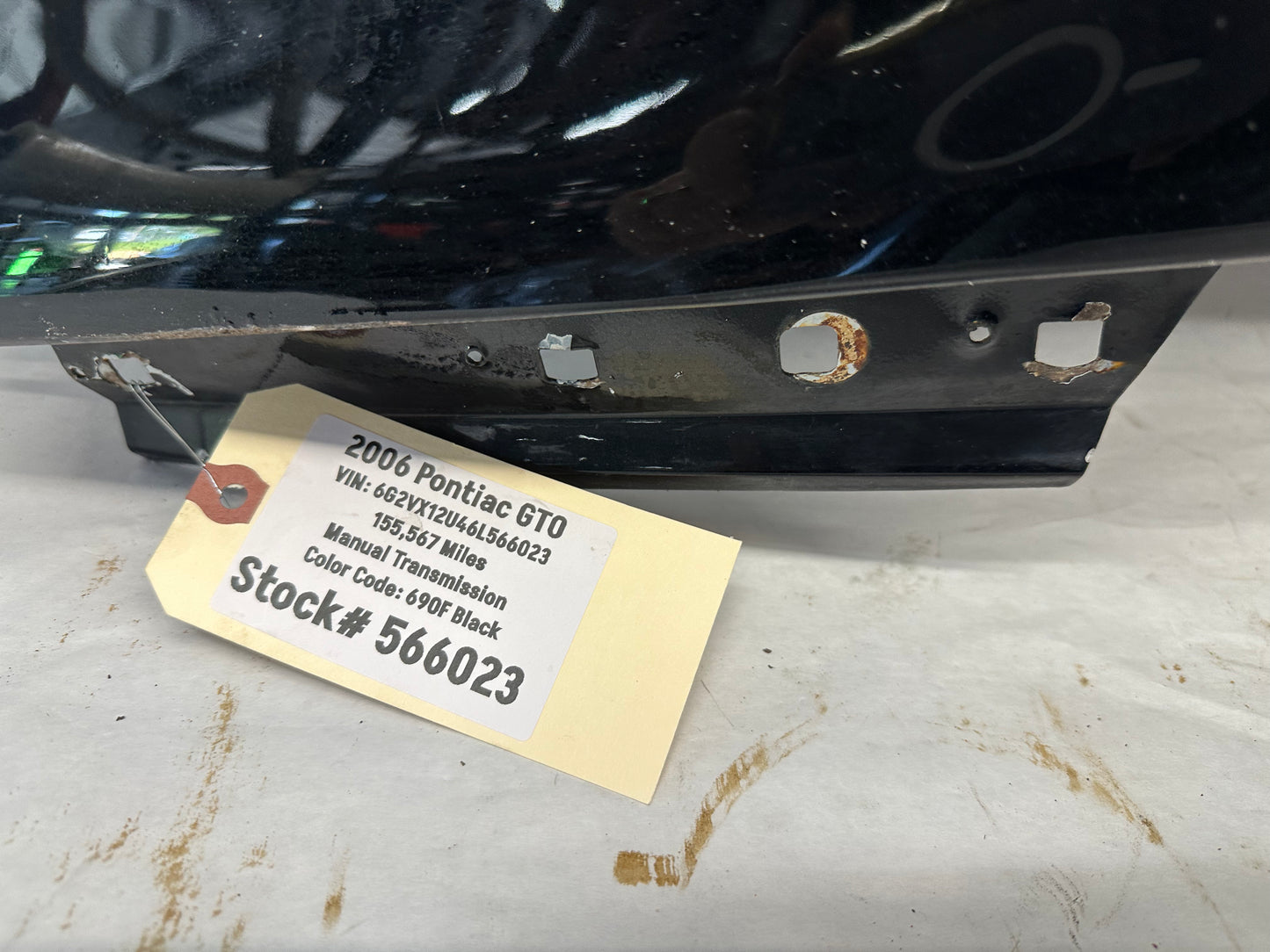 2006 Pontiac GTO Front LH Driver Fender OEM - Day's Parts Yard