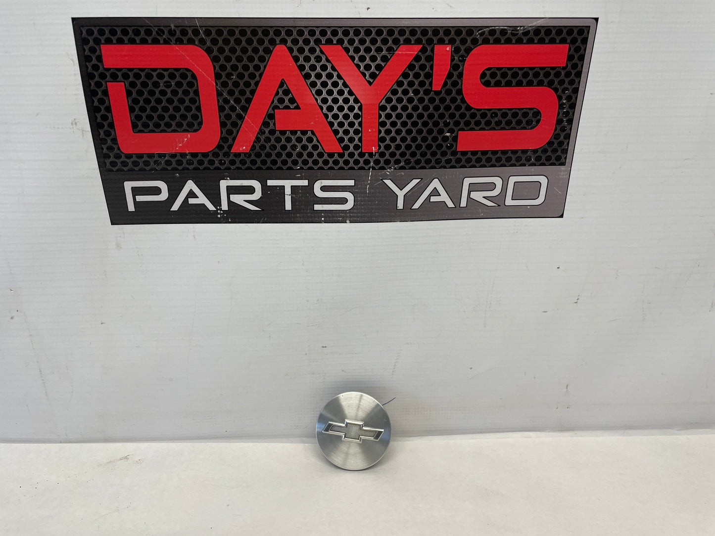 2019 Chevy Camaro SS Wheel Center Caps Silver OEM - Day's Parts Yard