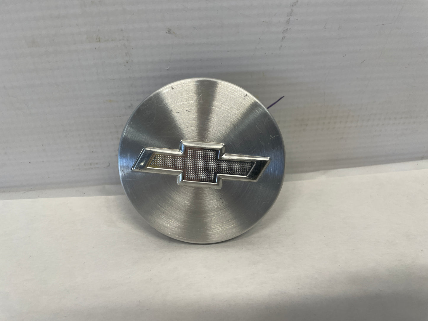 2019 Chevy Camaro SS Wheel Center Caps Silver OEM - Day's Parts Yard