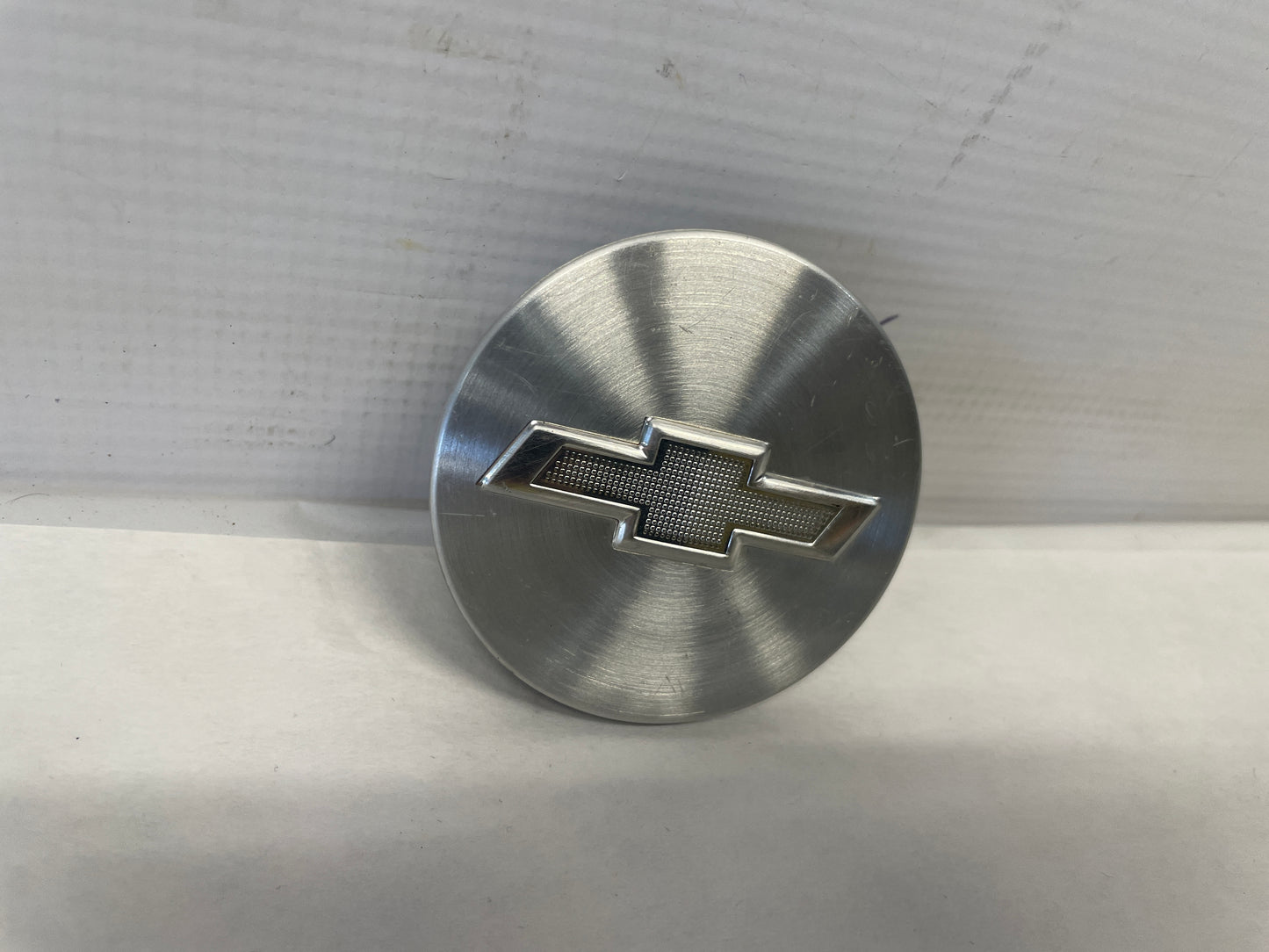 2019 Chevy Camaro SS Wheel Center Caps Silver OEM - Day's Parts Yard