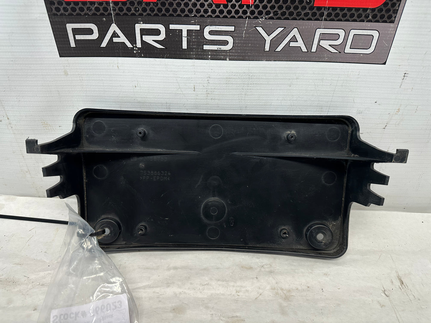 2006 Pontiac GTO Front Bumper License Plate Bracket OEM - Day's Parts Yard
