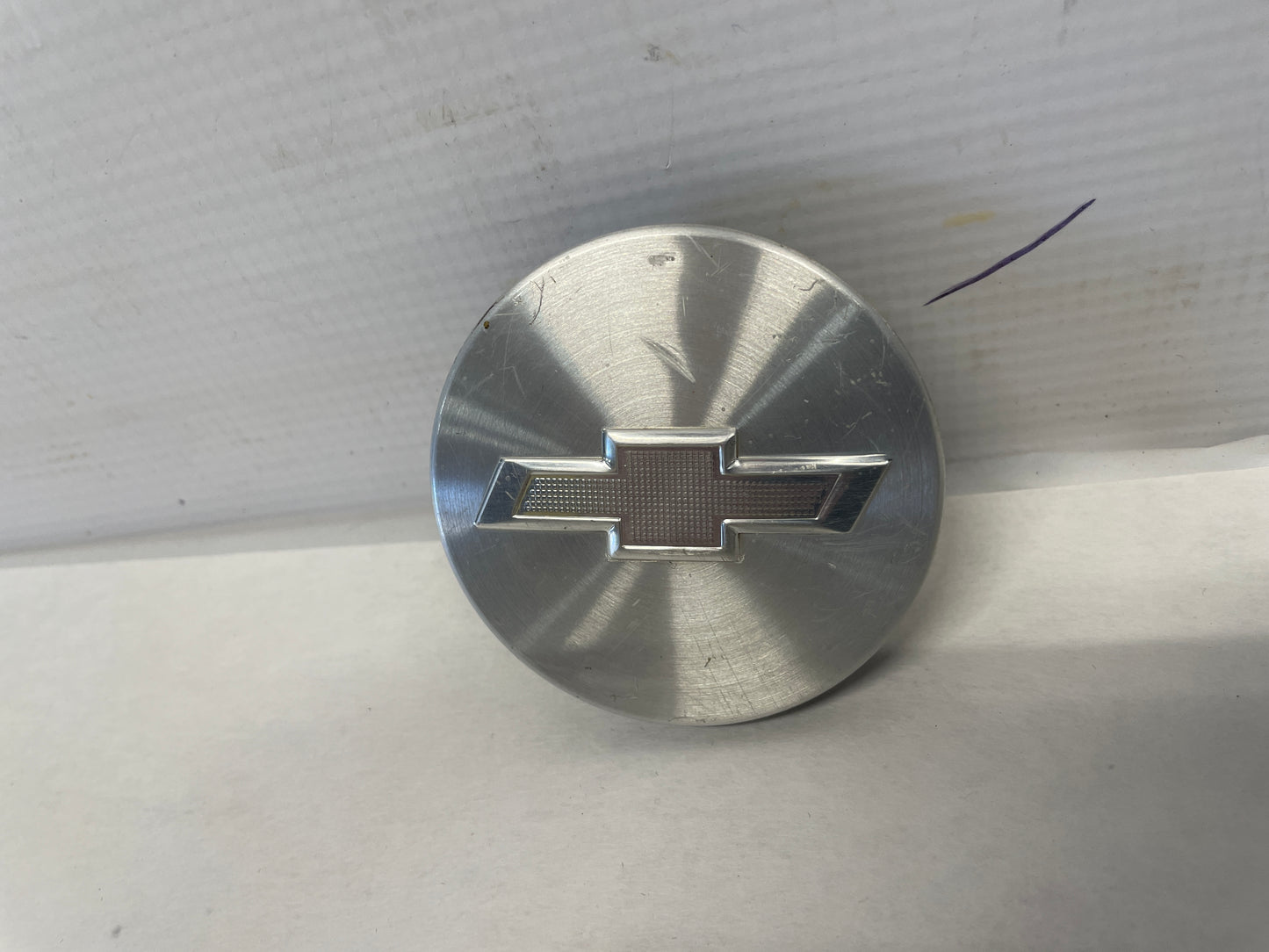 2019 Chevy Camaro SS Wheel Center Caps Silver OEM - Day's Parts Yard