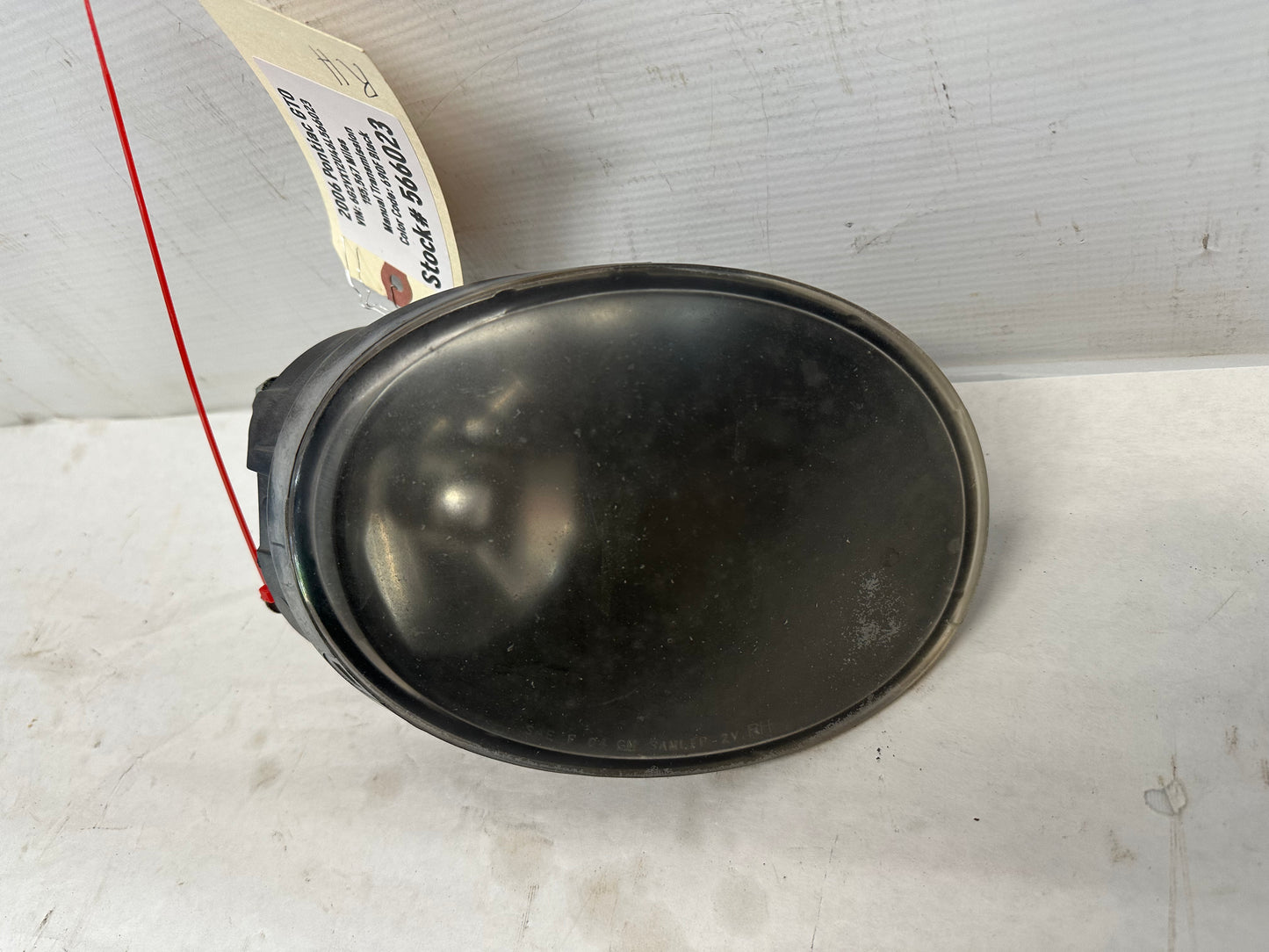 2005 Pontiac GTO RH Passenger Fog Light OEM - Day's Parts Yard